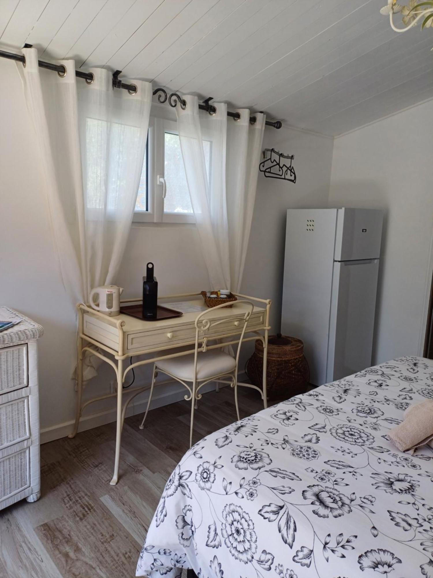 Margaux Bed & Breakfast Le Plan-de-la-Tour Luaran gambar